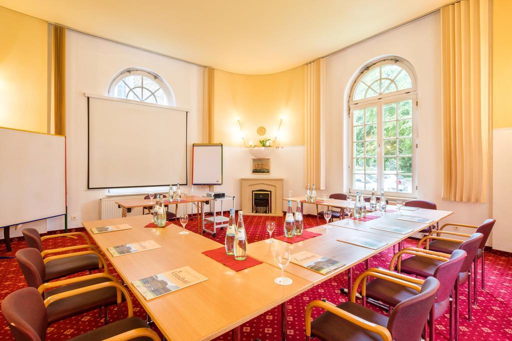 Grandhotel Esplanade Bad Nenndorf Buitenkant foto