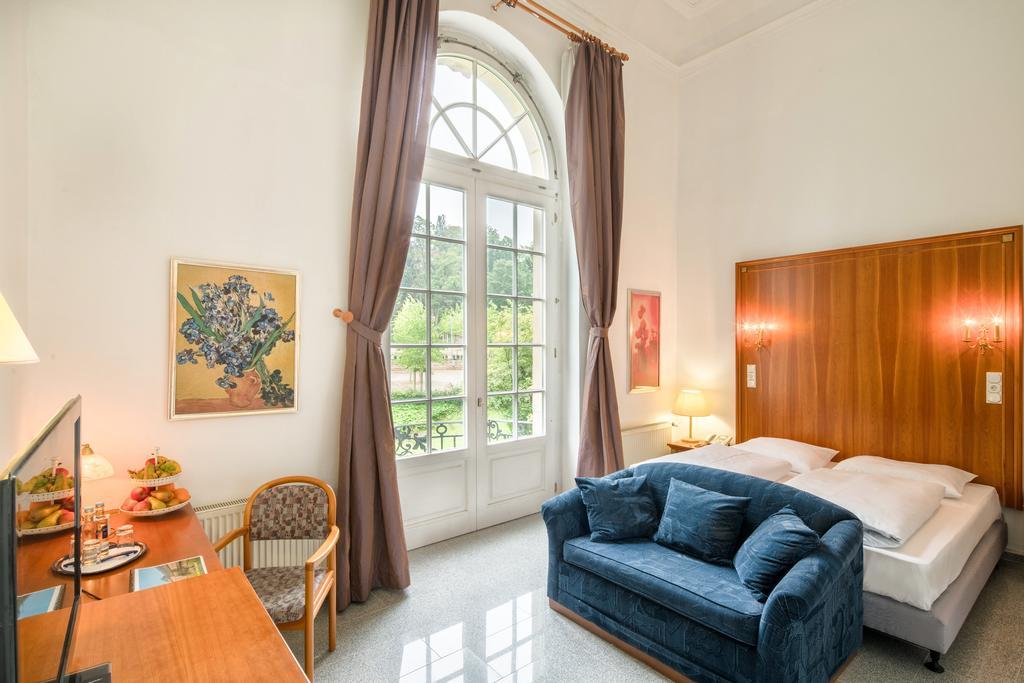 Grandhotel Esplanade Bad Nenndorf Buitenkant foto